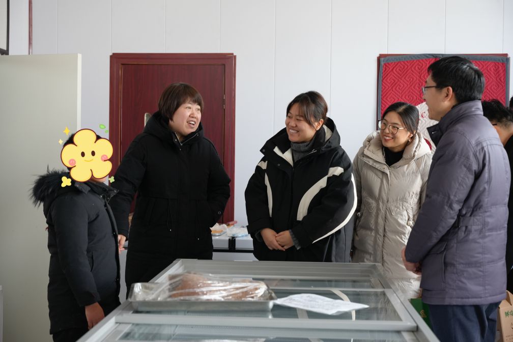 【長(zhǎng)田人·樂(lè)善行】長(zhǎng)伴計(jì)劃 寒冬暖 眉間展笑顏——團(tuán)區(qū)委攜手長(zhǎng)田實(shí)業(yè)開展春節(jié)走訪慰問(wèn)困境兒童活動(dòng)