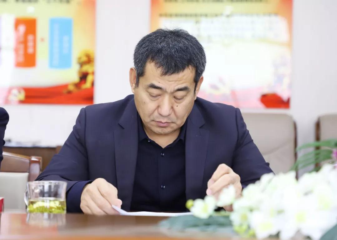 注入新鮮血液 筑牢戰(zhàn)斗堡壘 —長(zhǎng)田實(shí)業(yè)黨支部召開納新大會(huì) 接收3名預(yù)備黨員