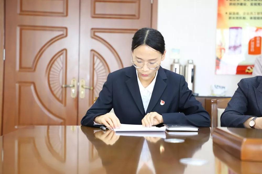 注入新鮮血液 筑牢戰(zhàn)斗堡壘 —長(zhǎng)田實(shí)業(yè)黨支部召開納新大會(huì) 接收3名預(yù)備黨員