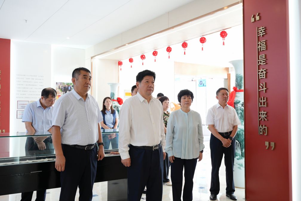 一樓文化墻.jpg